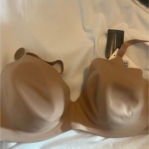 Wacoal beige bra size 36DD